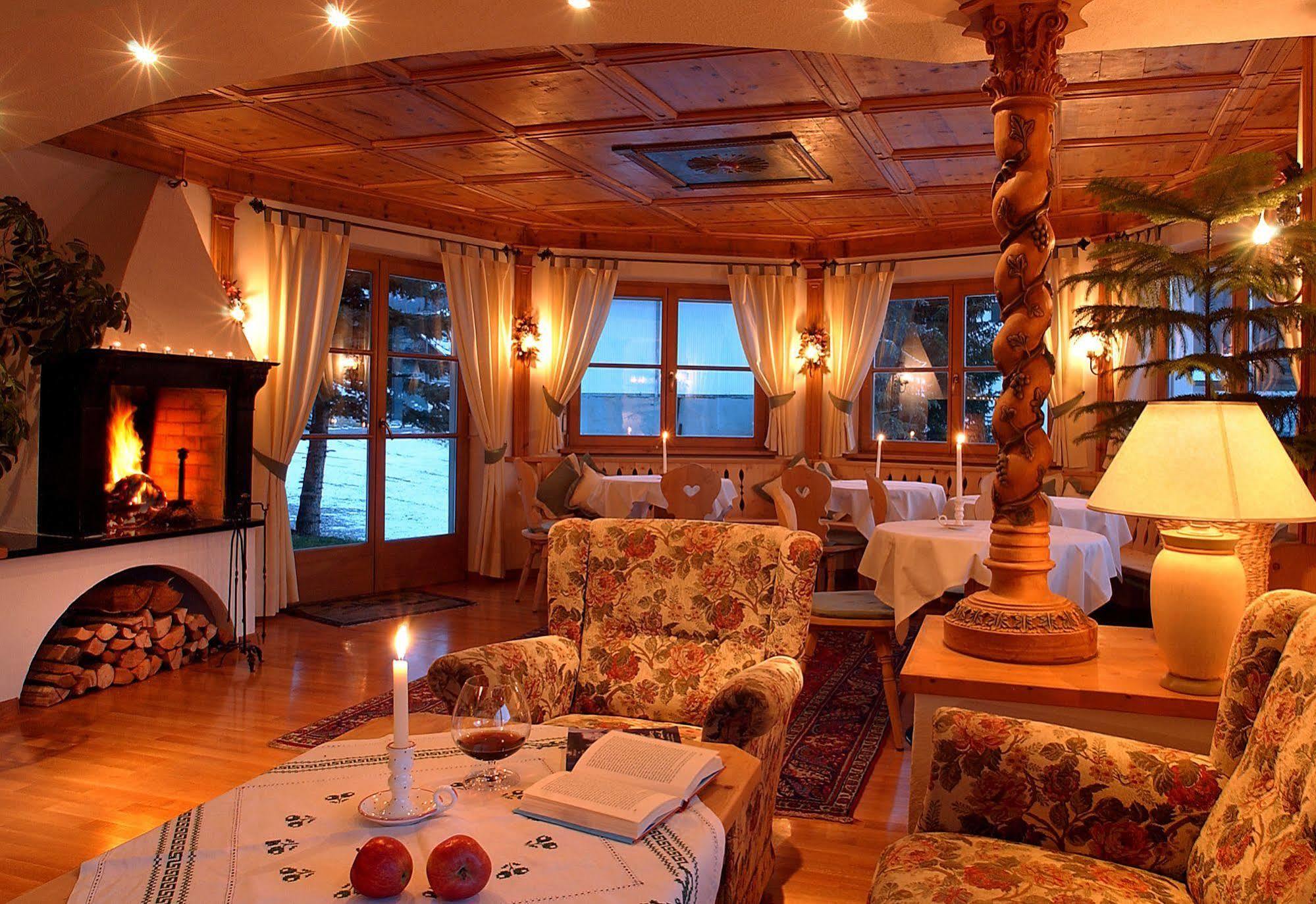 Dependance Hotel Mareo Dolomites San Vigilio Di Marebbe Exterior photo