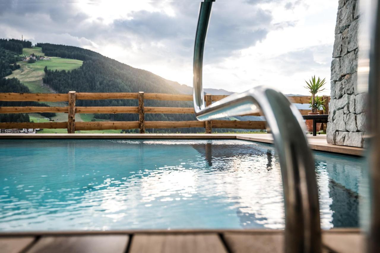 Dependance Hotel Mareo Dolomites San Vigilio Di Marebbe Exterior photo